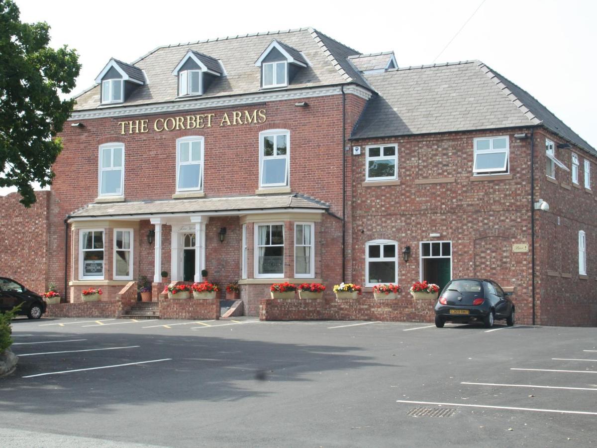 The Corbet Arms Hotel Uffington  Buitenkant foto