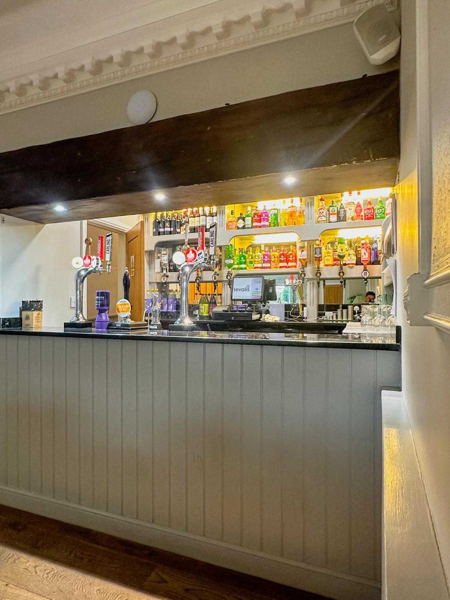 The Corbet Arms Hotel Uffington  Buitenkant foto