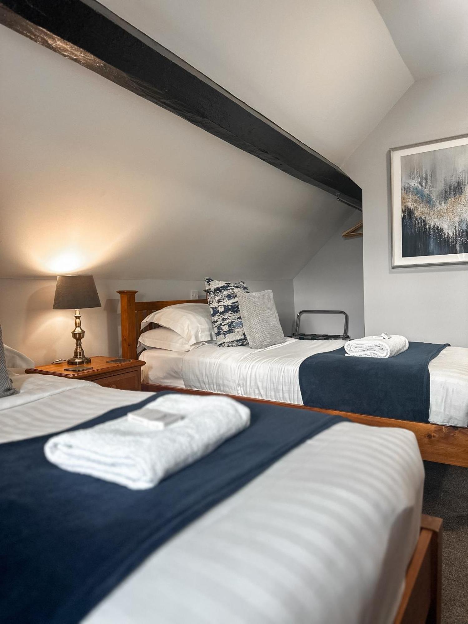 The Corbet Arms Hotel Uffington  Kamer foto