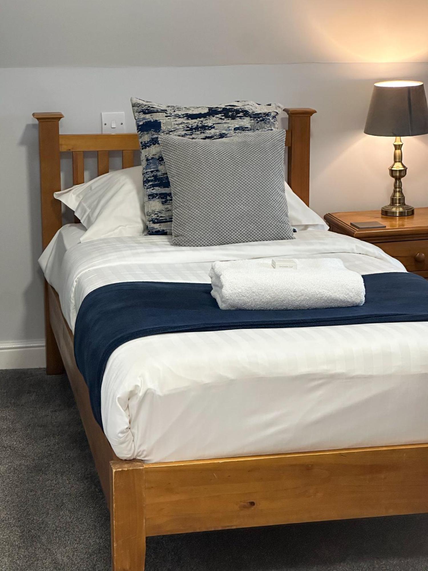 The Corbet Arms Hotel Uffington  Kamer foto