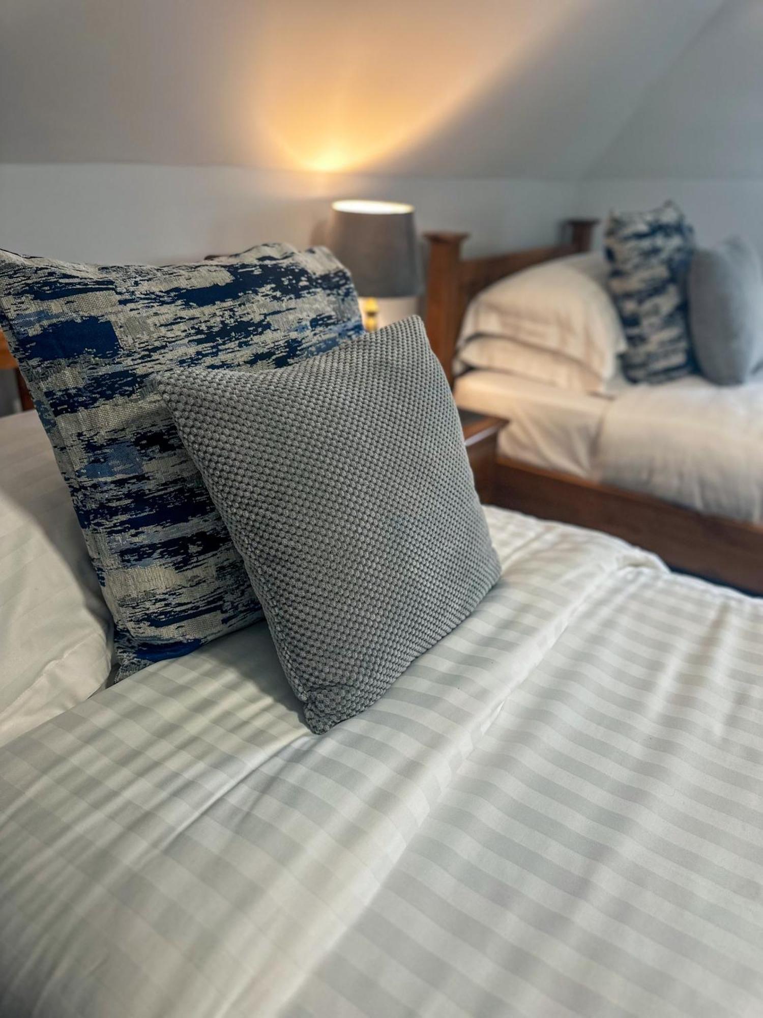 The Corbet Arms Hotel Uffington  Kamer foto