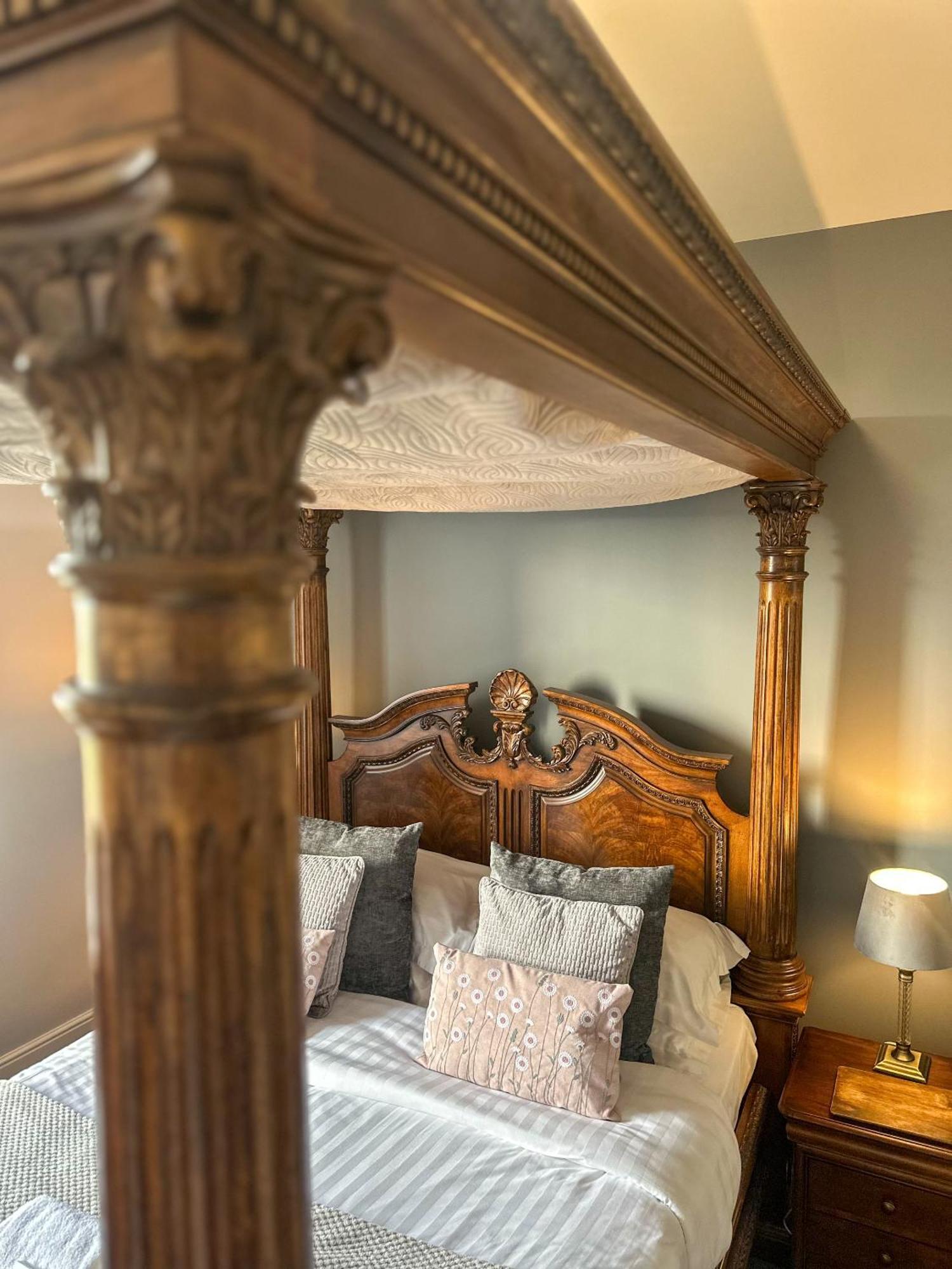 The Corbet Arms Hotel Uffington  Kamer foto